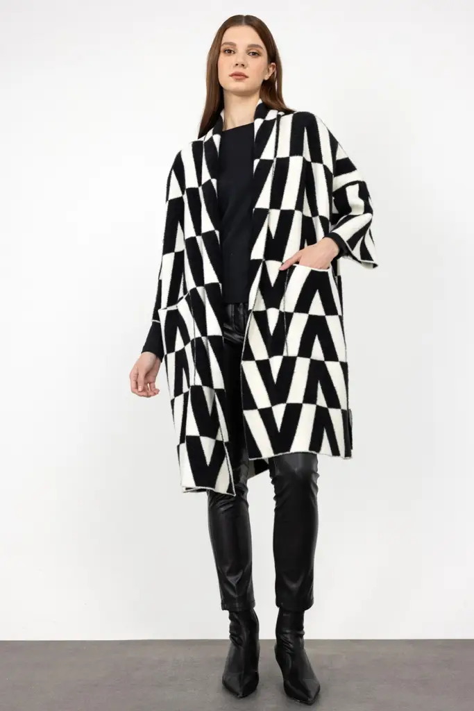 ON HIRKA 23943