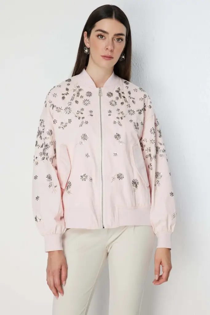 PEMBE.webp