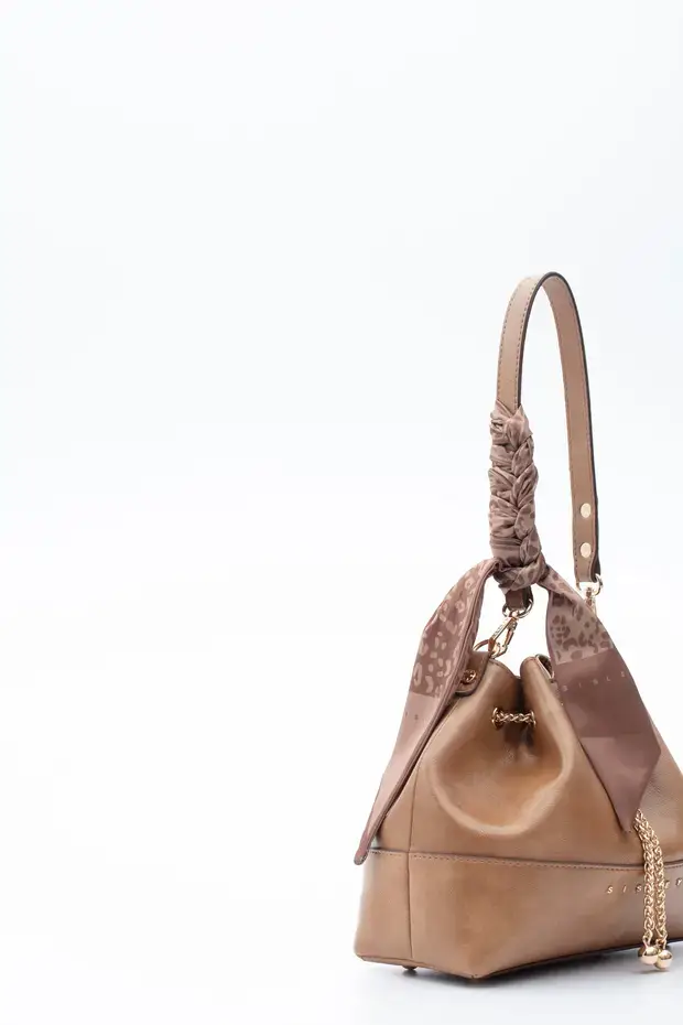sisley-423-canta-camel-3.webp